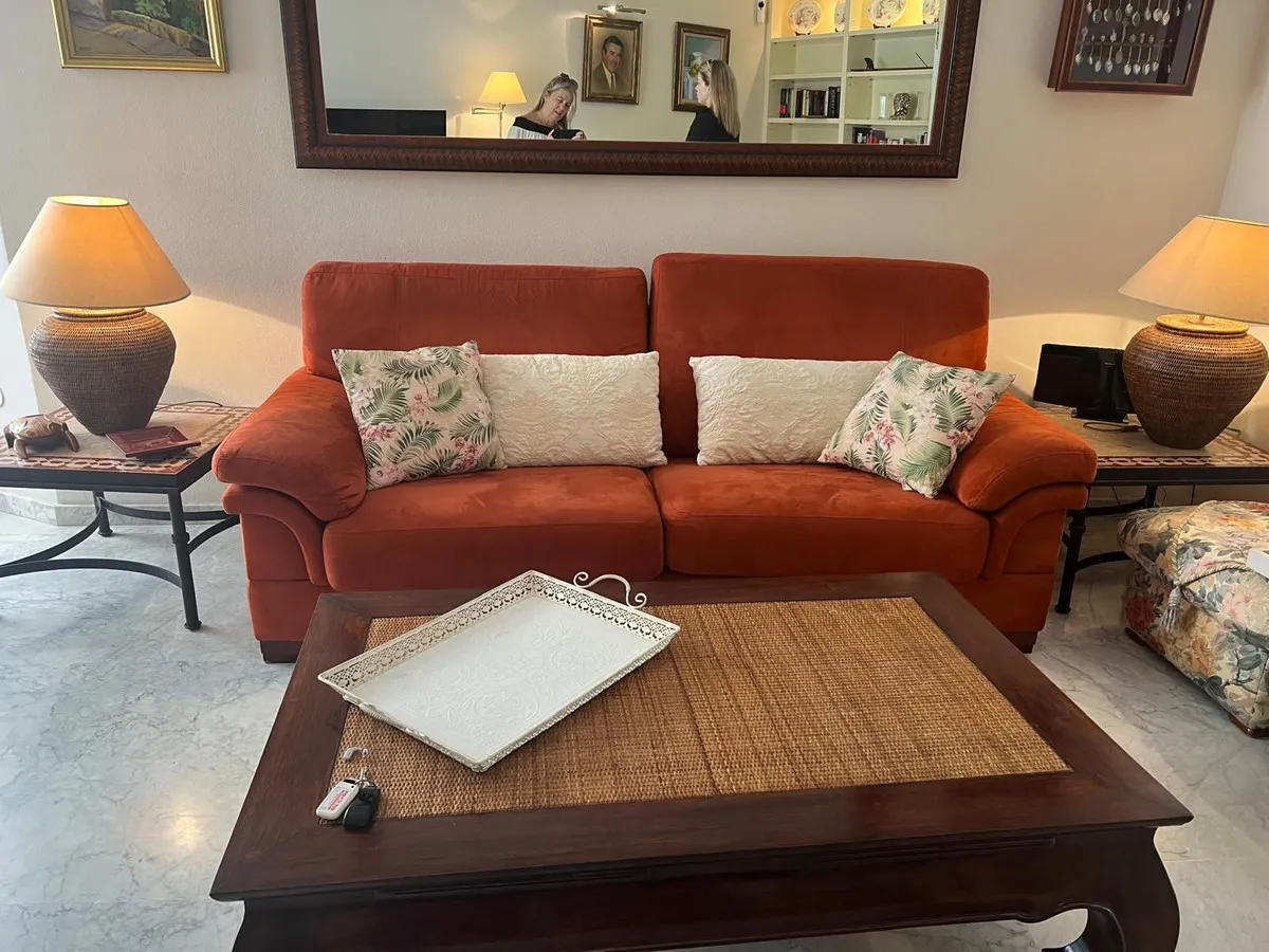 8e7aec1b-14b8-41f6-985a-4b232bc5893f