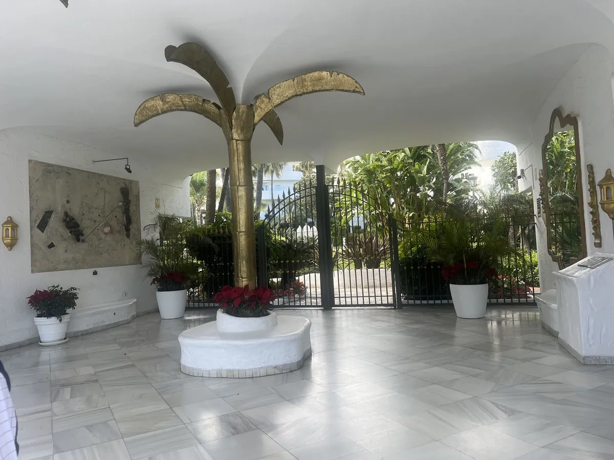 9b4a1c61-346a-42de-8b94-27918a3c10d3