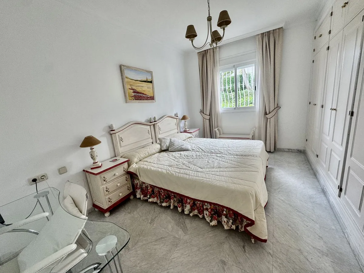 a5545720-713e-4530-9cb1-a7e30851f357