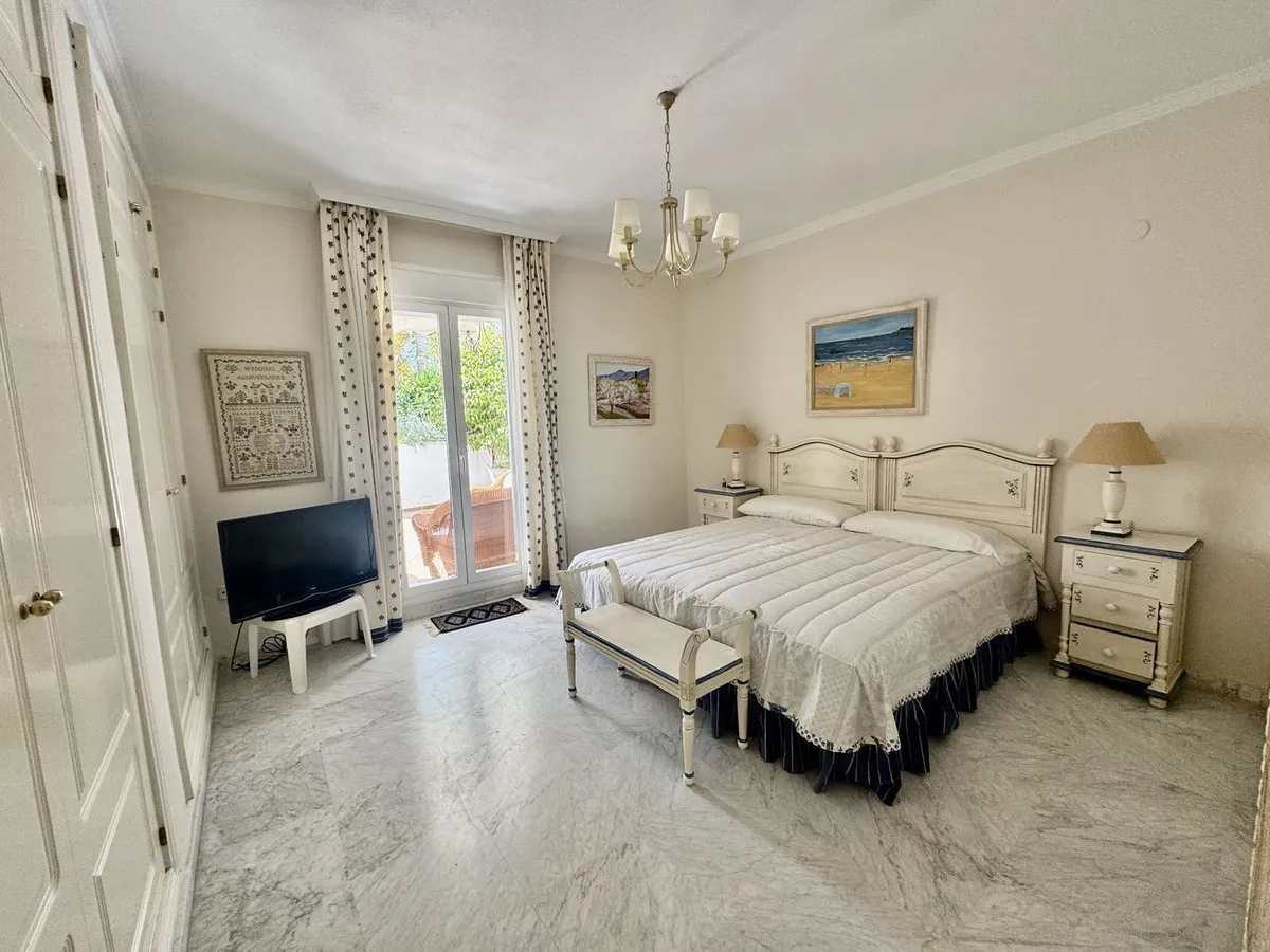 d75ccdc3-58d8-4680-ae18-017427c14aac