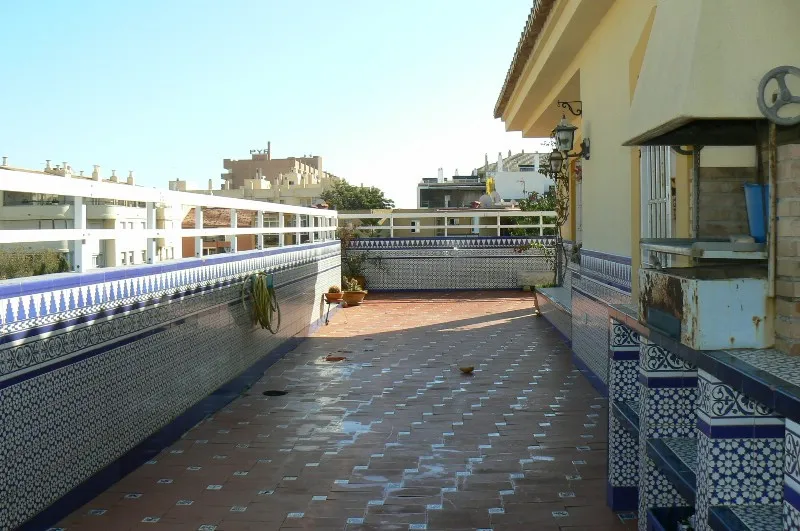 d94c86ca-1041-48d2-a3a5-39c5cae3c45c