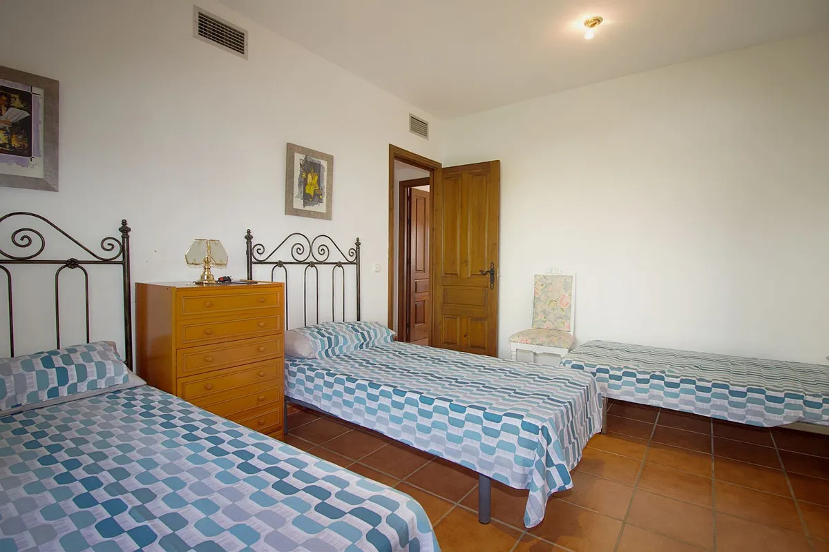 65d6ccd5-76f3-4116-980b-cf8b14d7d9d9