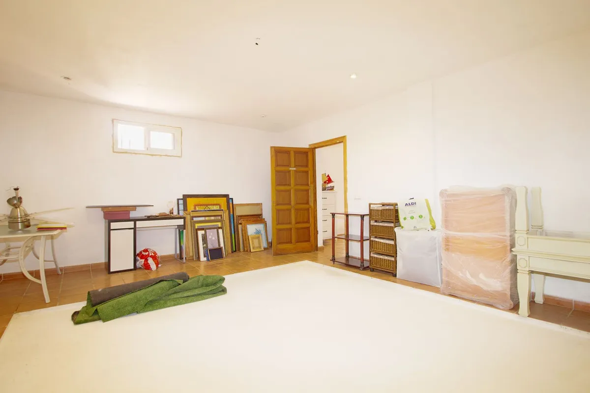 8dc9aa71-680e-48fa-9c02-b6f252d446f3