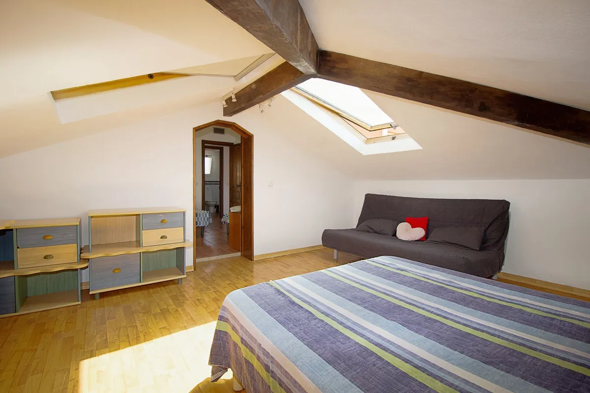 a9f2d071-cbf4-4ed5-97c3-b7feb09fae51