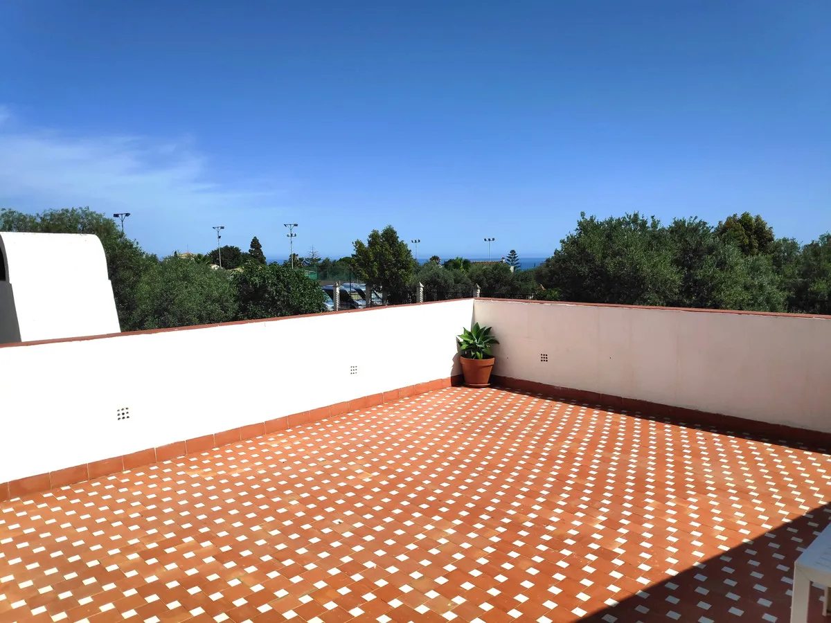 7a1e601c-6b4b-42e4-afbc-8ac54e09402a