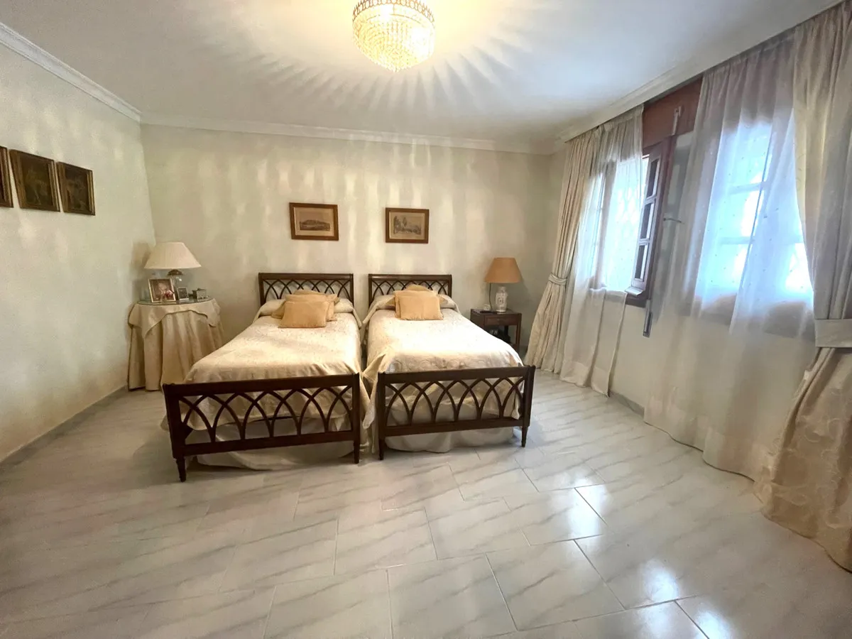 87c5c196-752c-46ce-88a5-09c57e2f545a