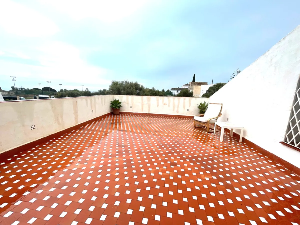 942c7524-1e23-4287-8a7b-731e7e4a59a0