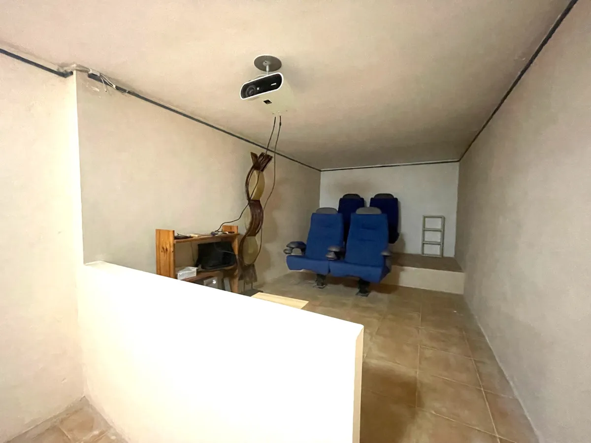 e2f52328-b6d3-4aaa-bff7-7ad79011fbff