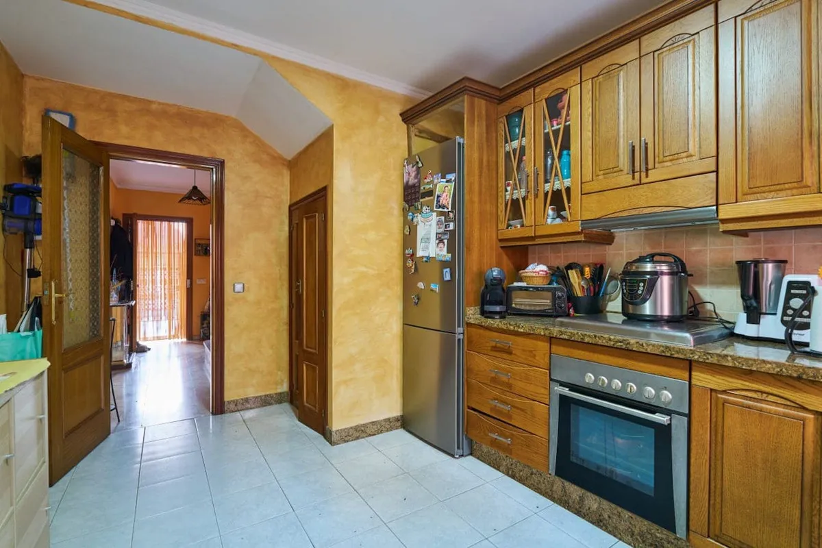 428e82d6-4803-4505-a9e5-addc2a9d3817