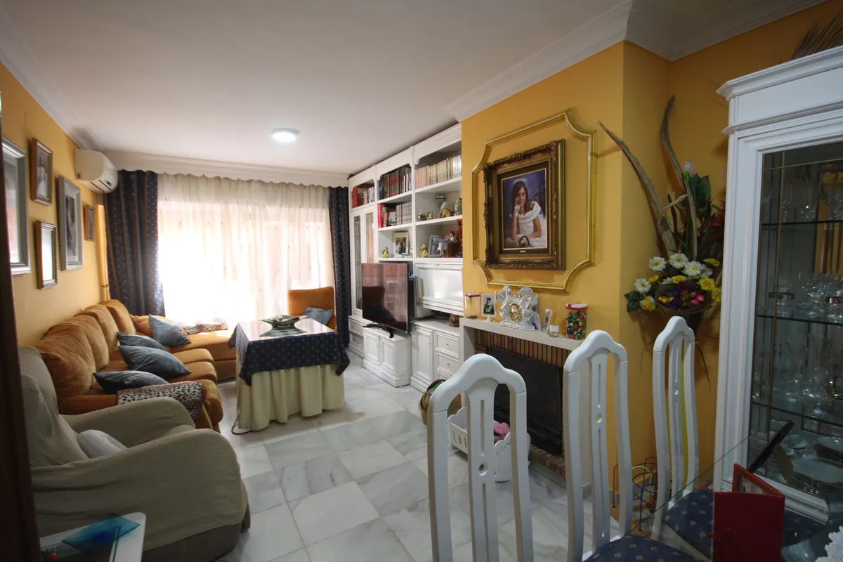 7a55c84d-74fc-4a37-baee-79e7382b7eb6