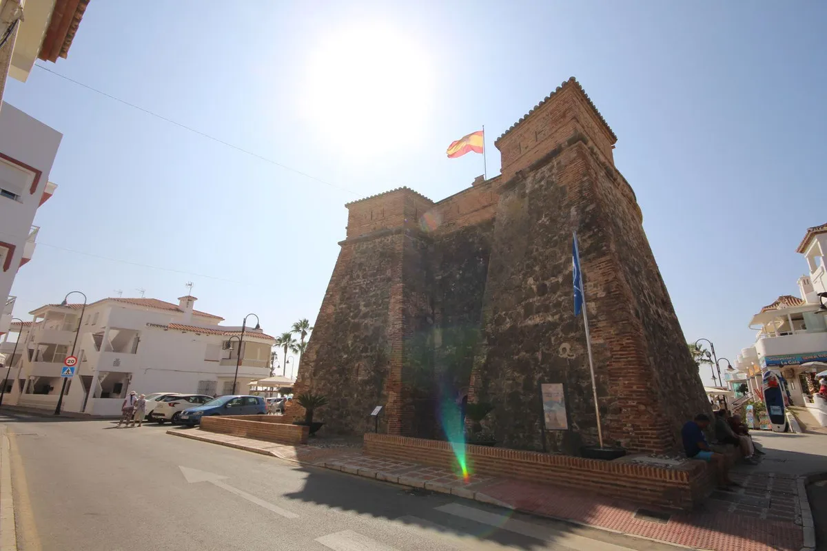 7f888da5-bb84-41fd-8f3f-acc827d2931c