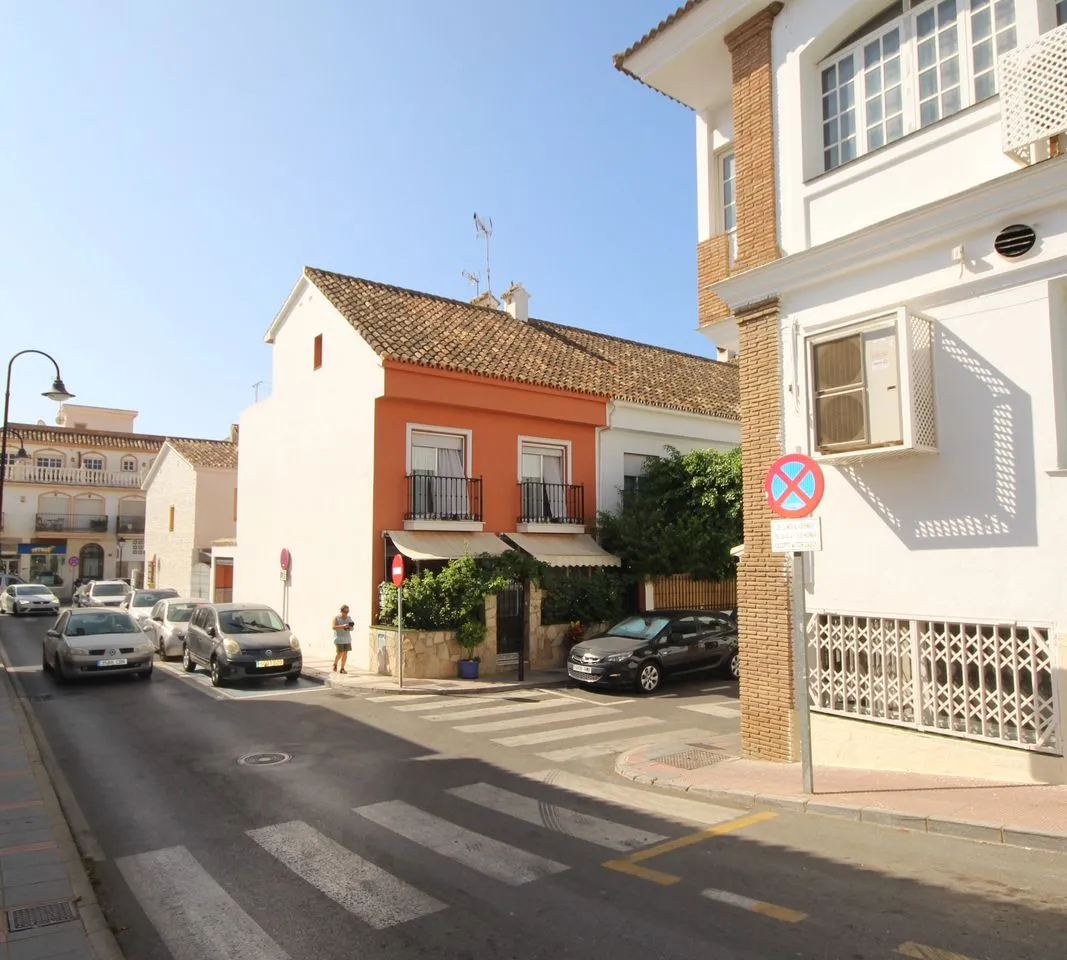 877780ca-2c1c-4fe7-8940-55fb5b74a3dc