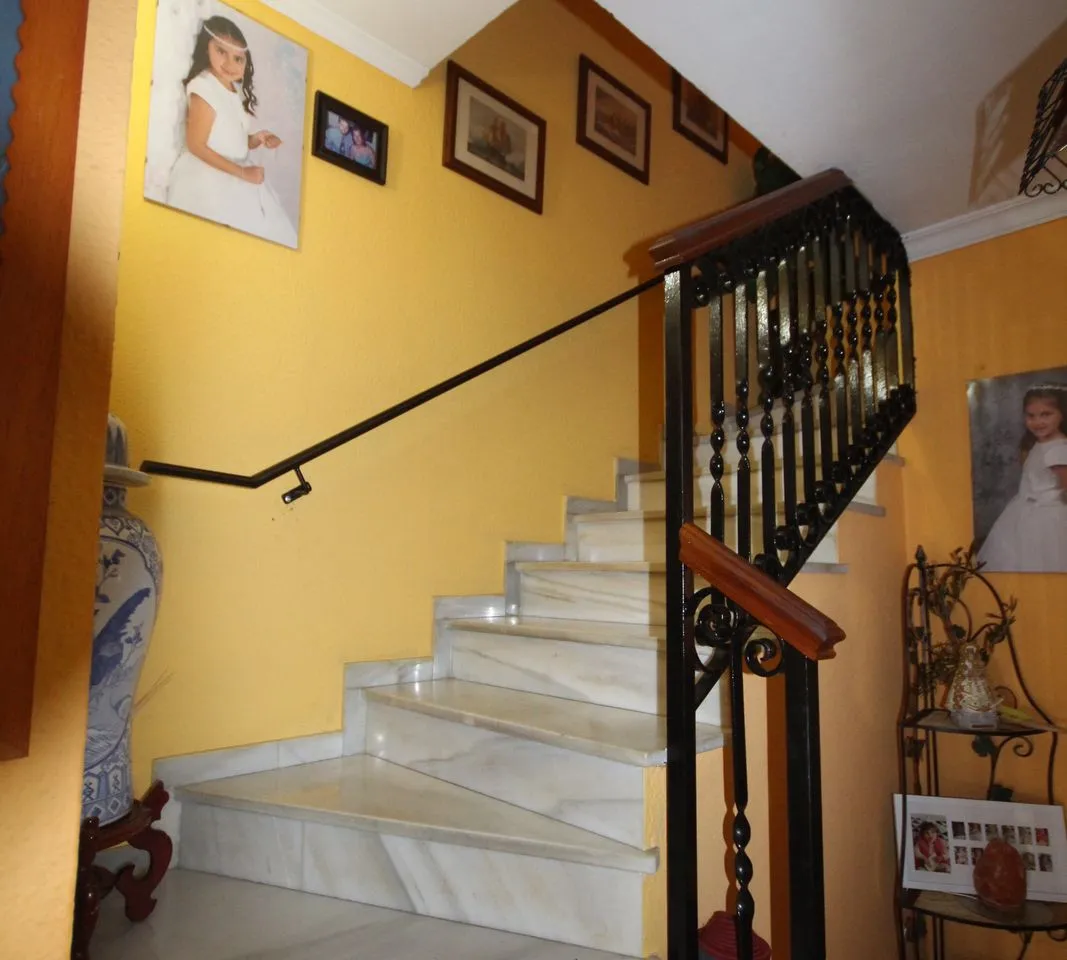 a77549a3-c92f-4c97-b77c-55db5dea73e0