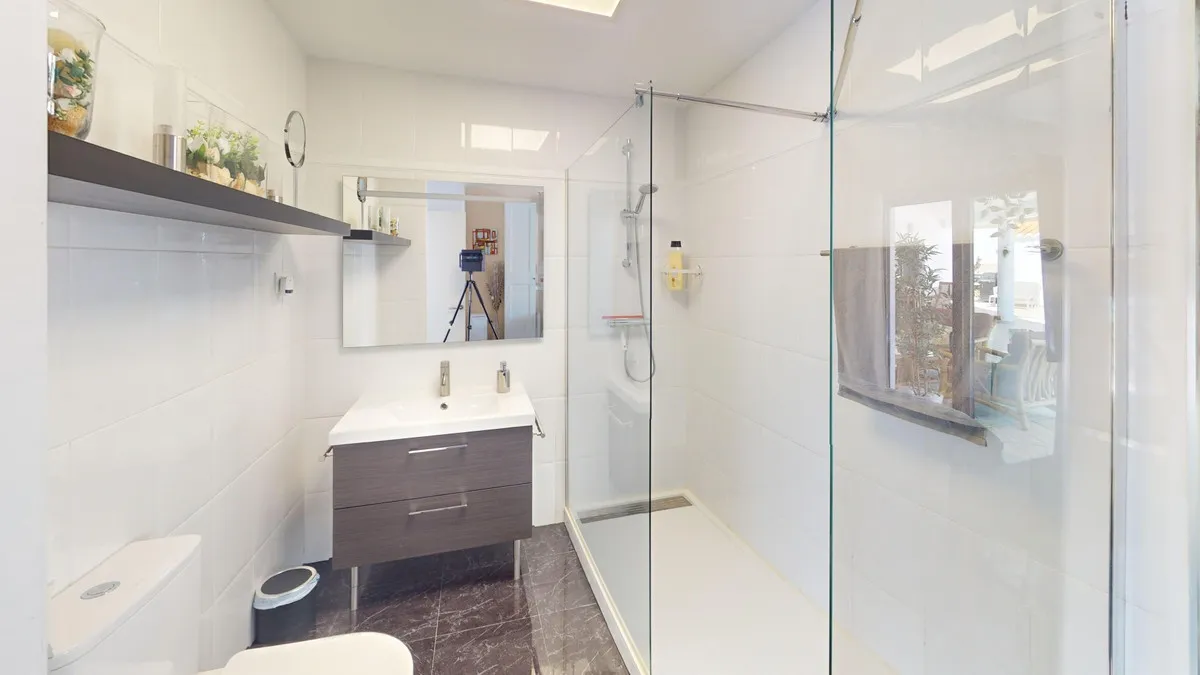 10c7e4c8-ea91-4a0c-a0f6-ecbec574bb13