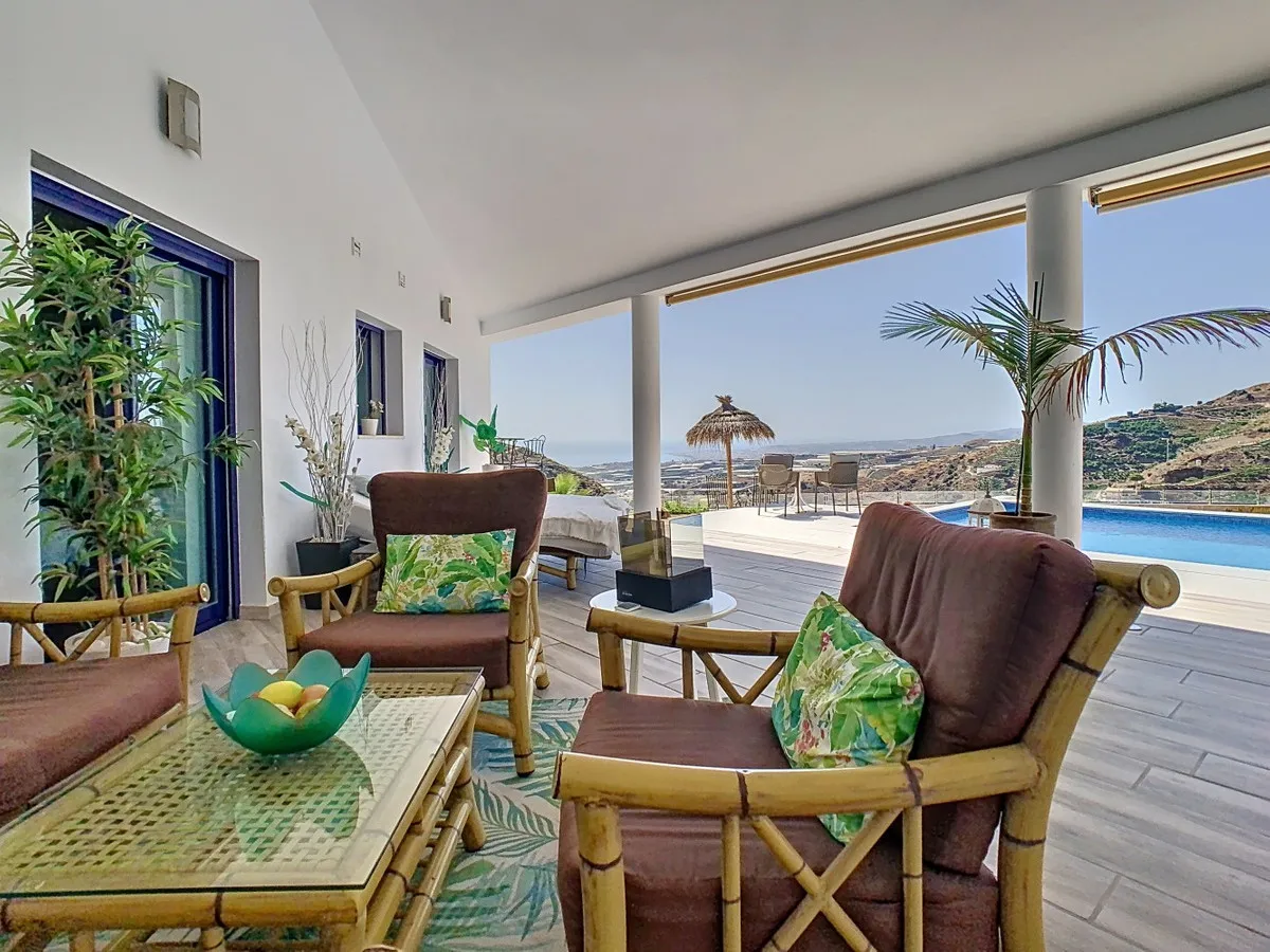 2b0a7ffa-b25e-4f80-9ced-95ba42b2f886