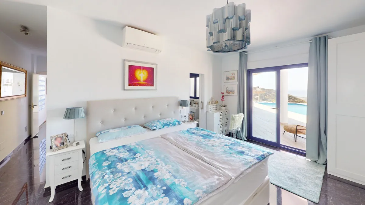 2c522240-7ef8-41f5-9583-62ebdf147e7a