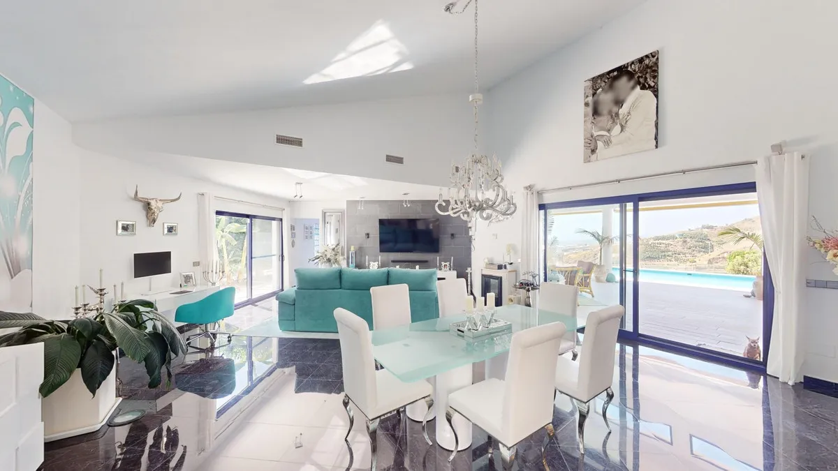 458cb4a2-e70e-4a2f-9c76-4828d8dd4933