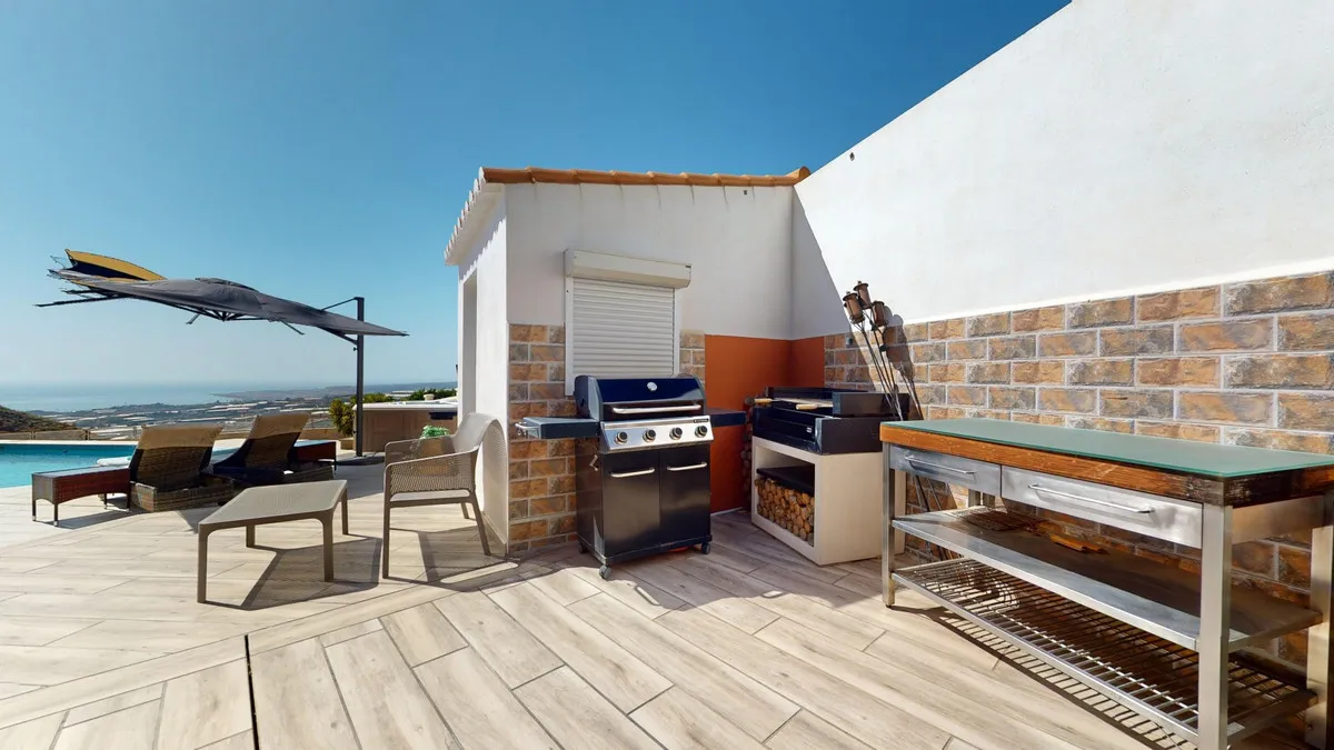 7e17f0a2-dfe4-4b0f-b753-3cf395529f02