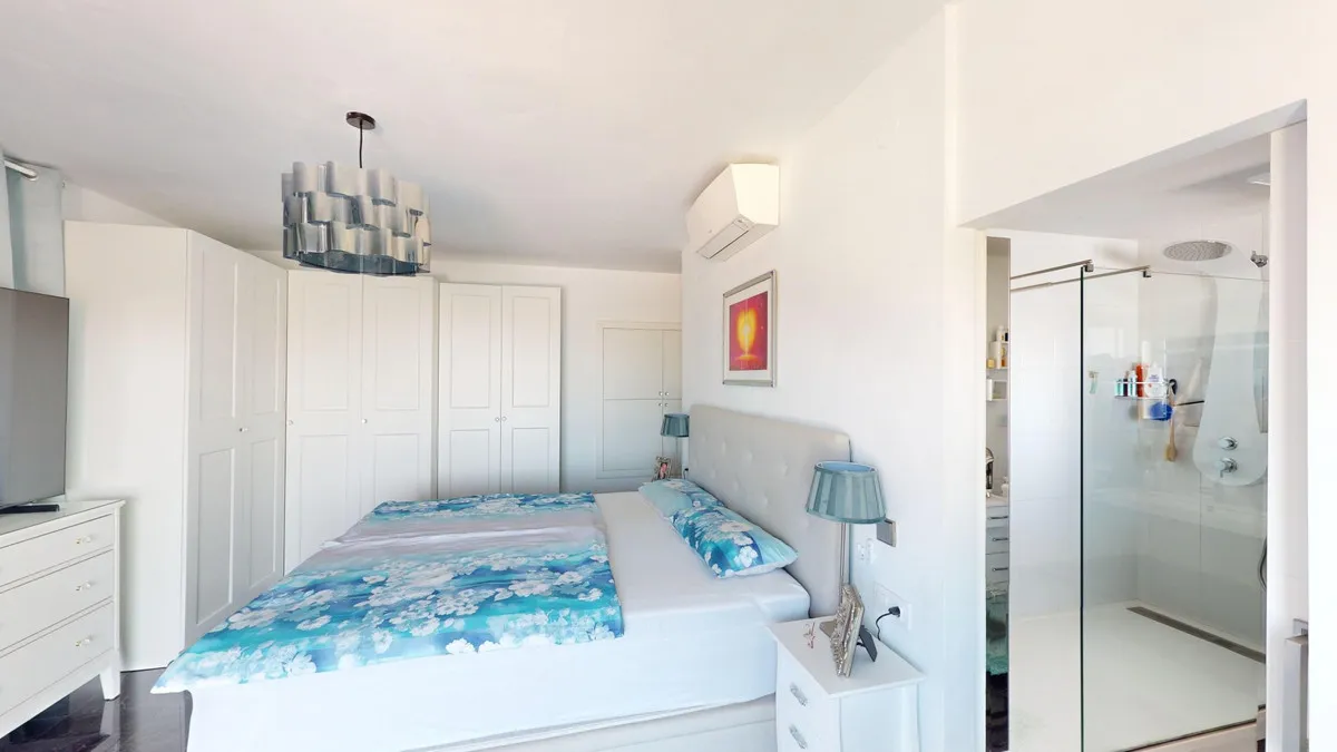 ffe9beb4-ce29-4b15-9956-959f7b7c1e55