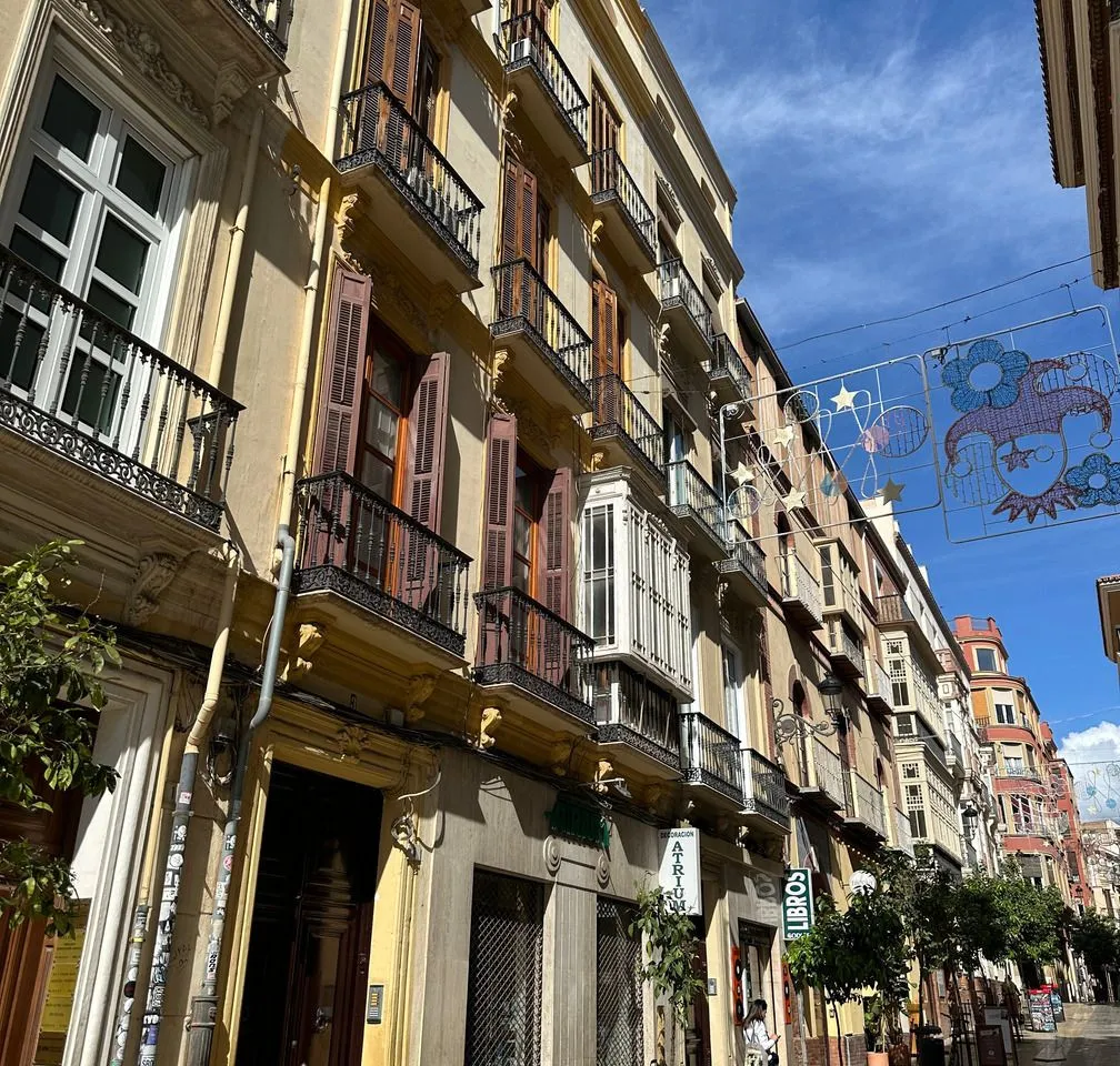 1d8d1090-5383-4c89-b8ba-bdd168ac3e0b