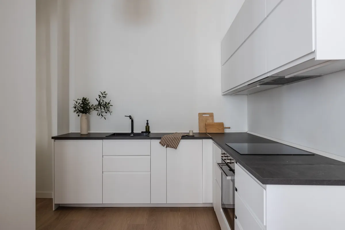 a468c8aa-583c-42ef-bd99-7e3eb7db3c19