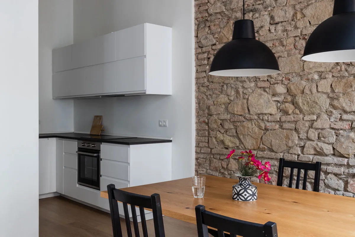 a905d9cf-c538-4215-8cba-f6f42958550c