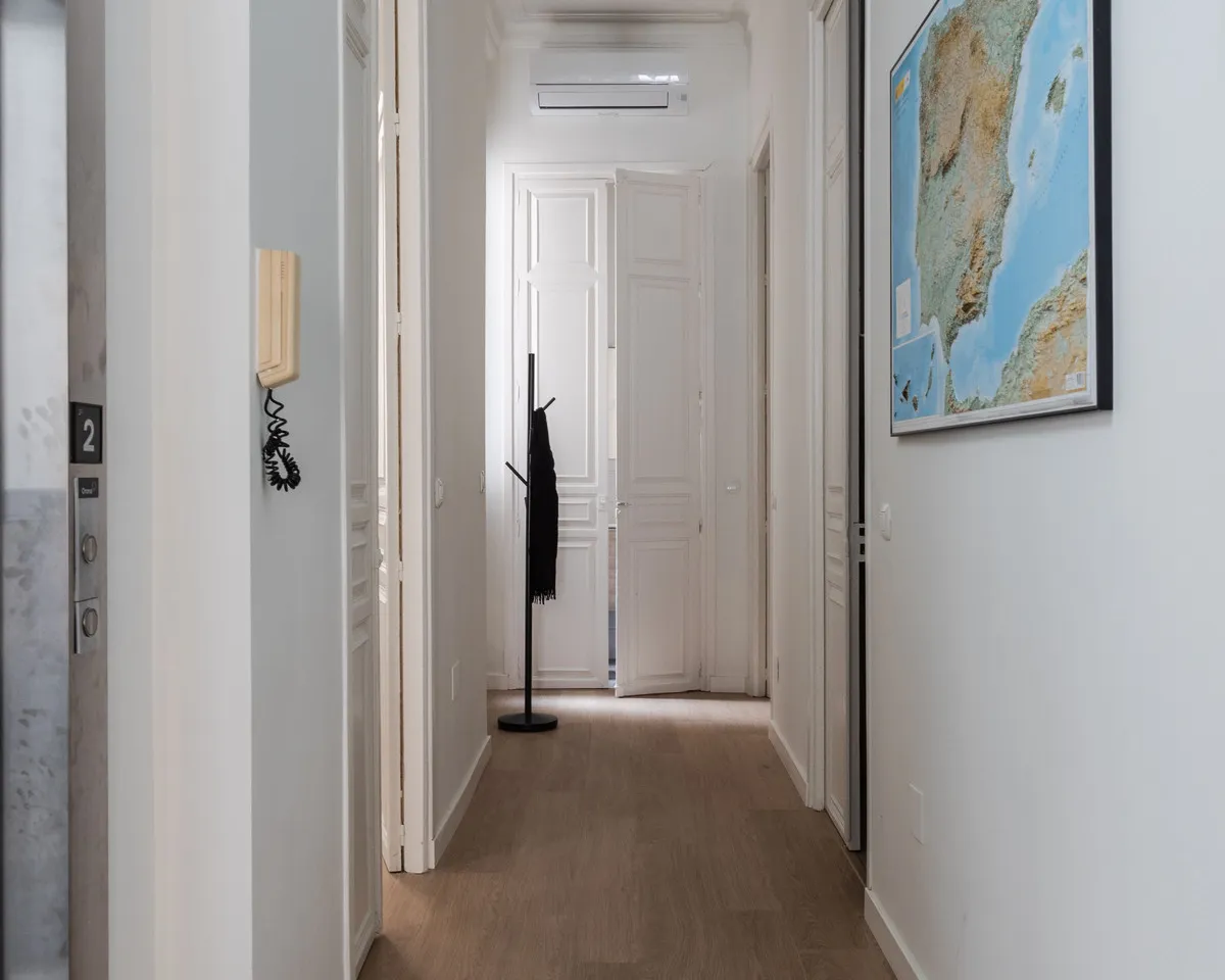 adb5130a-f390-4109-a4af-2da1b0586576