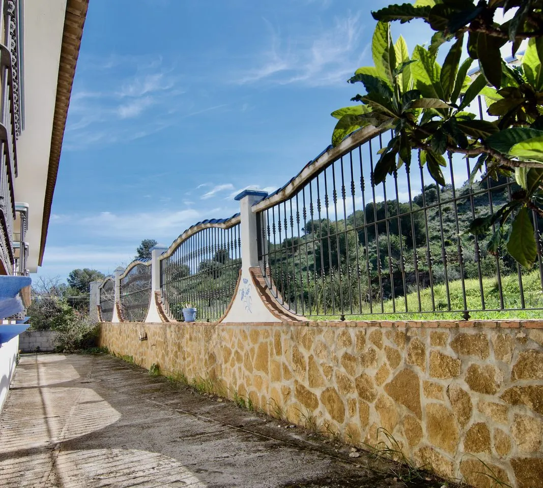 2b6d1b6f-ddef-438b-ba13-9a2c7aefd094