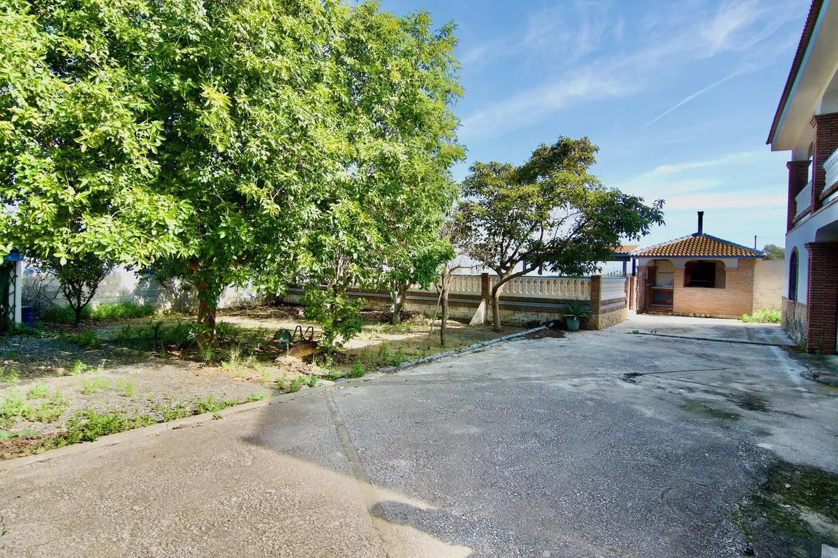 72d5817d-bcb5-4828-98b1-808552a1f715