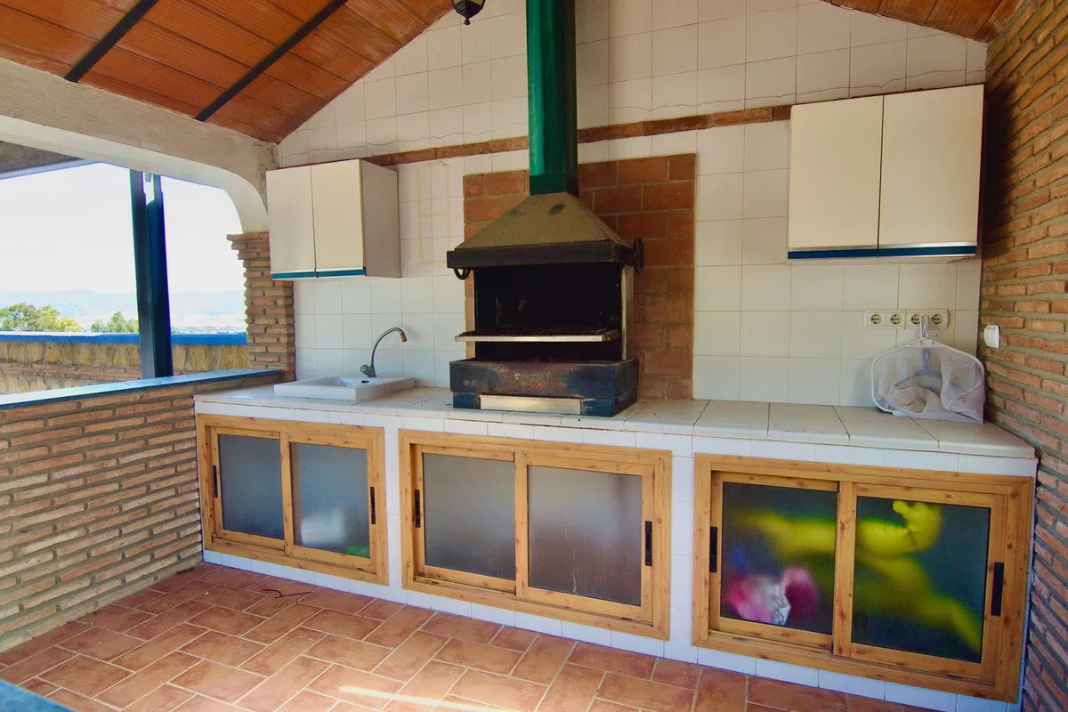 90a60164-8f7c-4b4f-b7d1-8de19087e02f