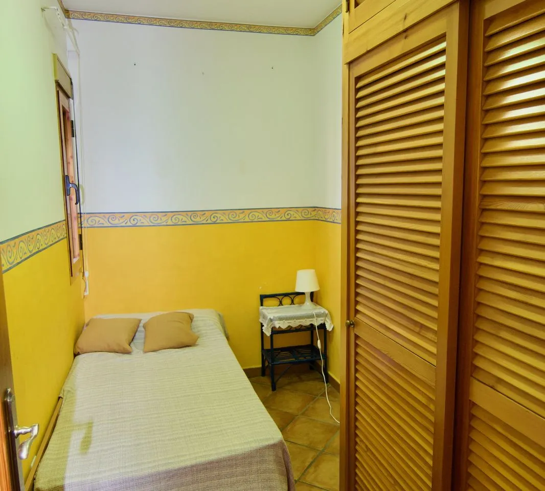 ca842e08-b50b-45b9-814c-6934284de981