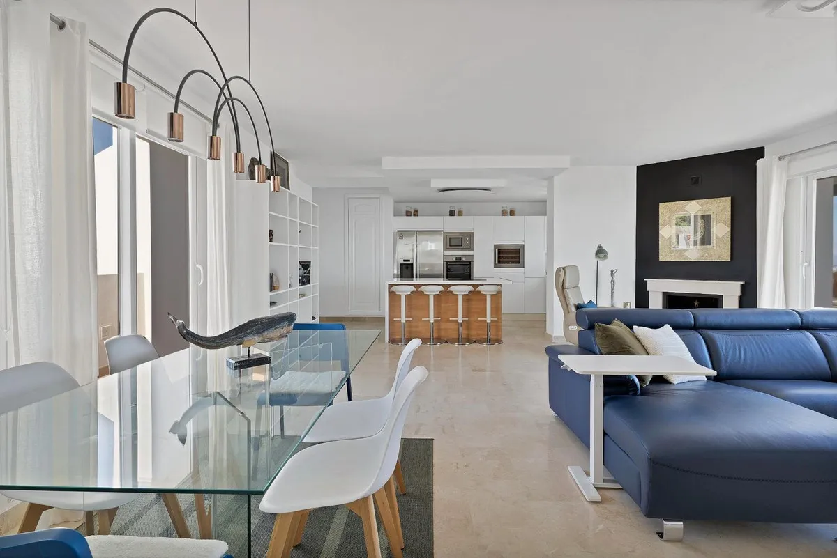 06859a19-bb95-4e5e-b952-85caffcac31d