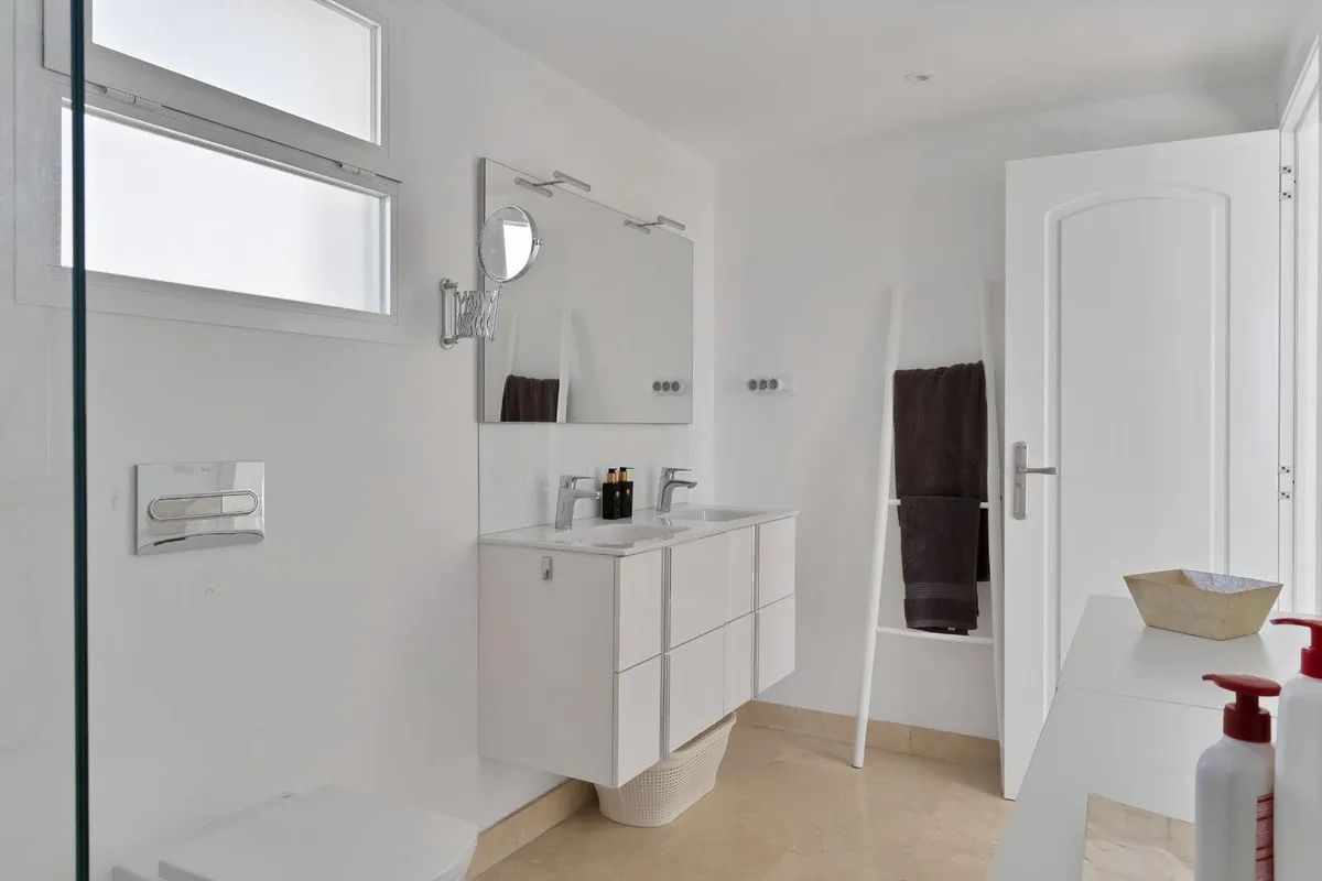 5c83bd86-1e7d-4748-8fb1-17c4192d00d0