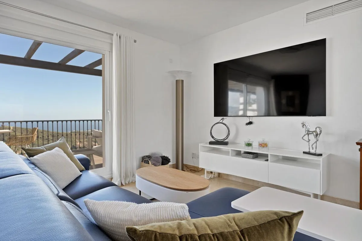 b3a1cc59-648b-4e4a-947f-ba02482fdbce