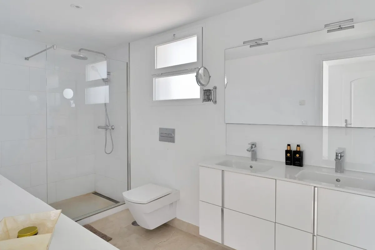 e88607a3-2a4d-474c-9d6e-4ccf1f05072e