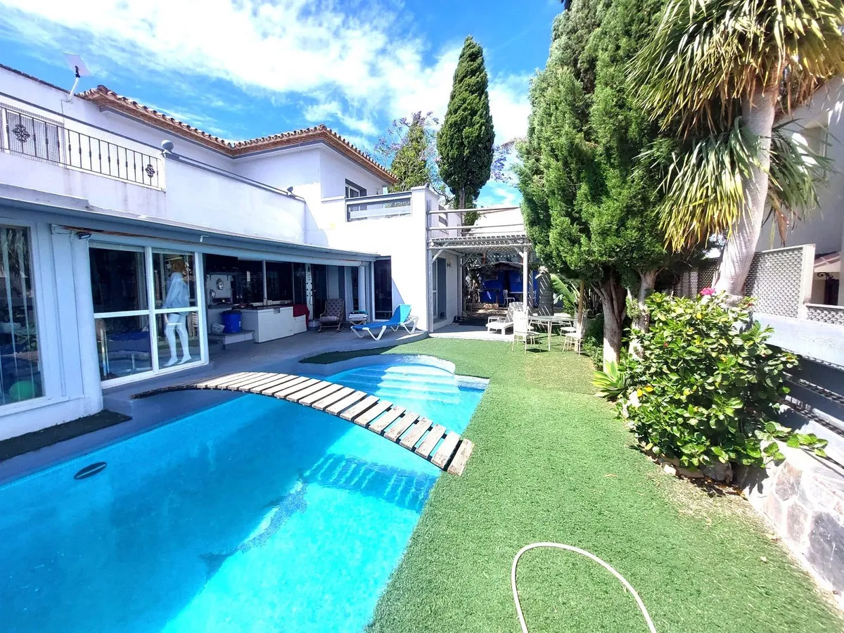 395ed63a-18ce-403c-b961-0ed70af3facb