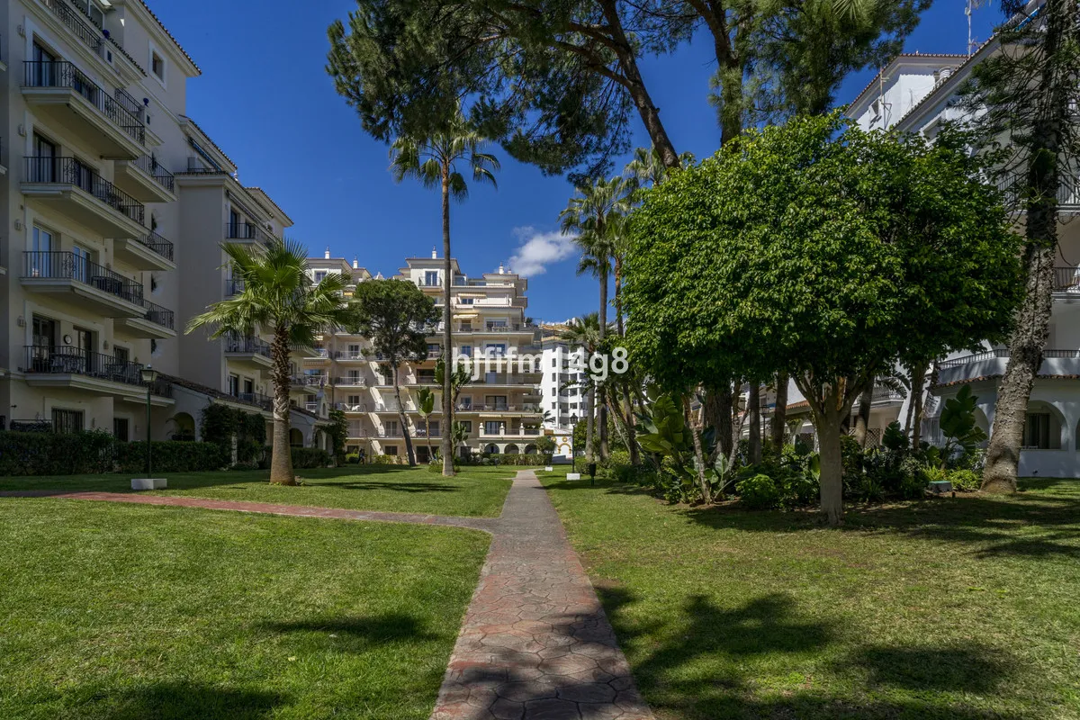 431db131-75fa-4538-be80-3f041f147802