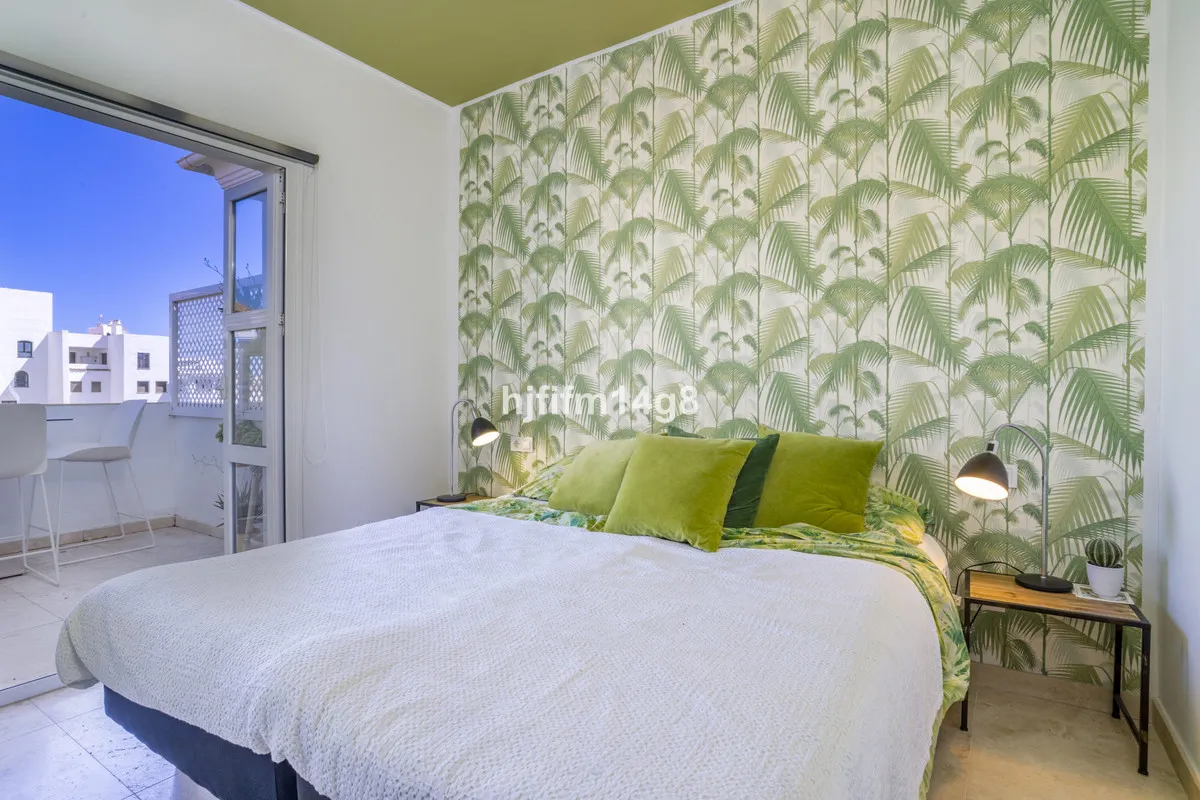 b355ad20-5d11-4117-9365-c8b0a6d62bb5