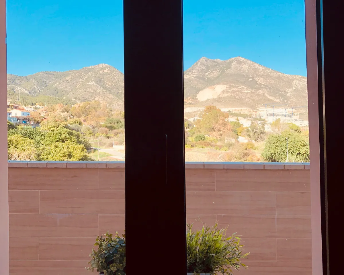 19a5d9ed-adca-4c44-b3fc-b2203b4ba4f0