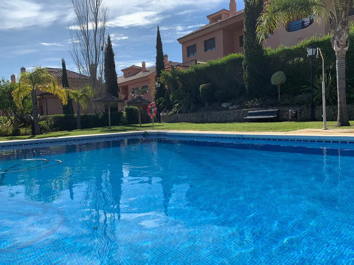 3dbe81cb-db48-4e1f-9bc1-52a50c2f5735