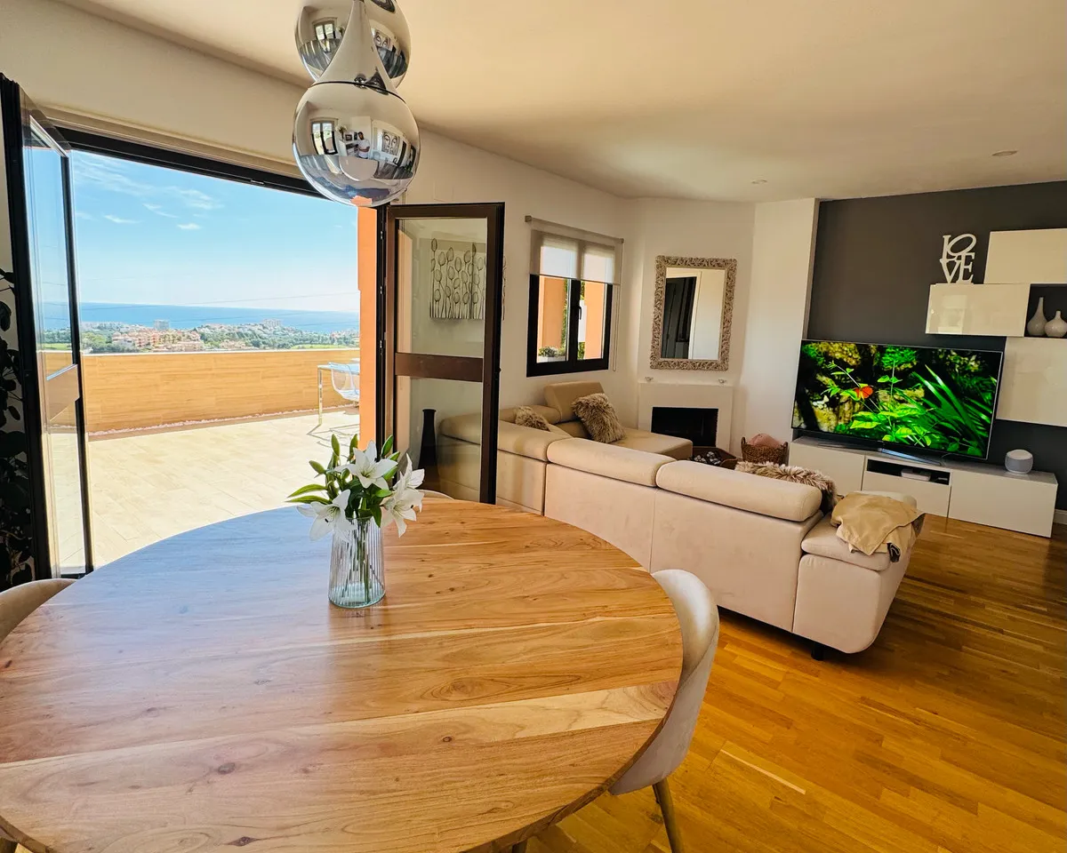 78650573-eca1-4ec2-a175-89311421a87d