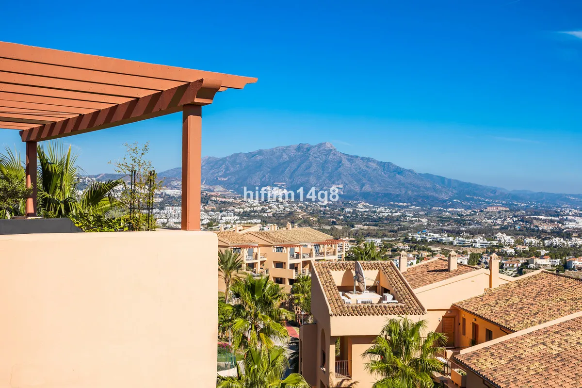 fcfc1b5d-860b-4ec9-86b7-f23cb23b870c