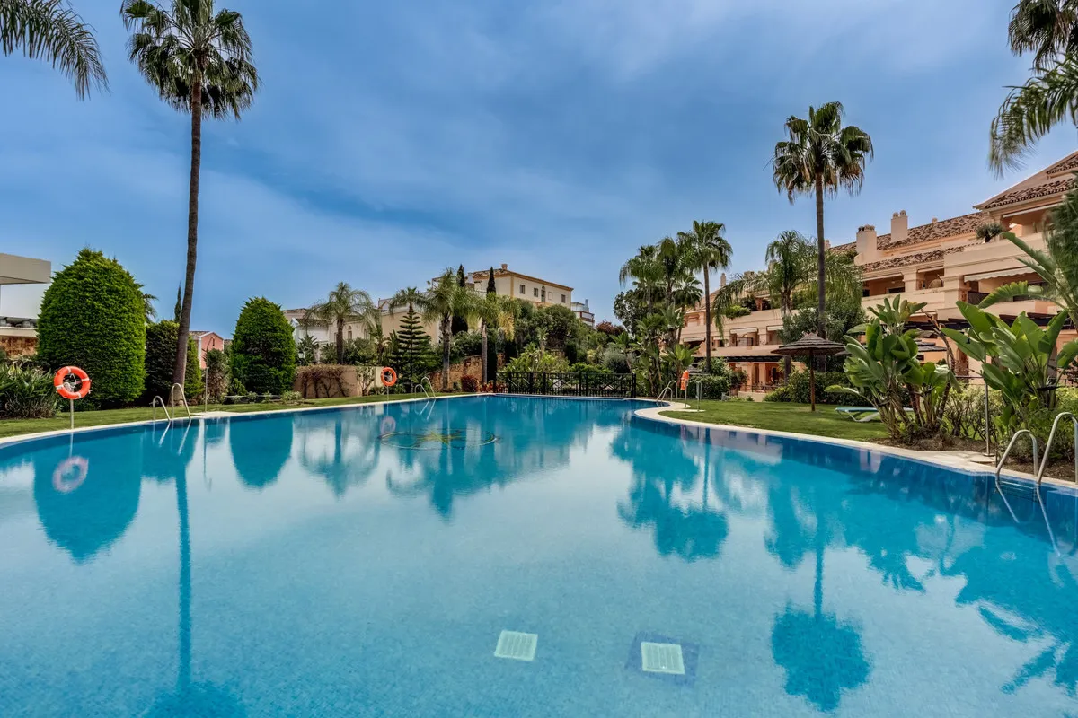 38990115-d754-4d90-bd77-9cf6a1fcb31e