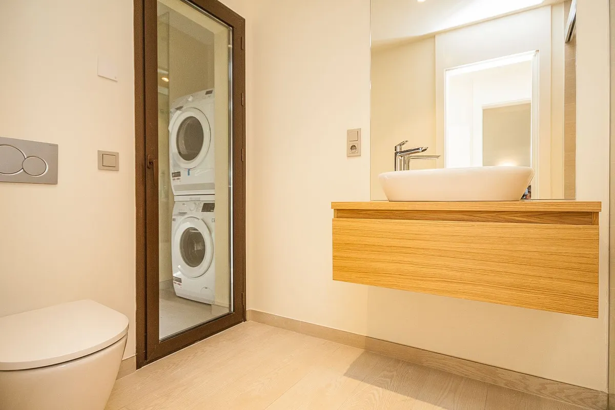 005a9377-a460-4bcc-8f57-e87a99b0169b