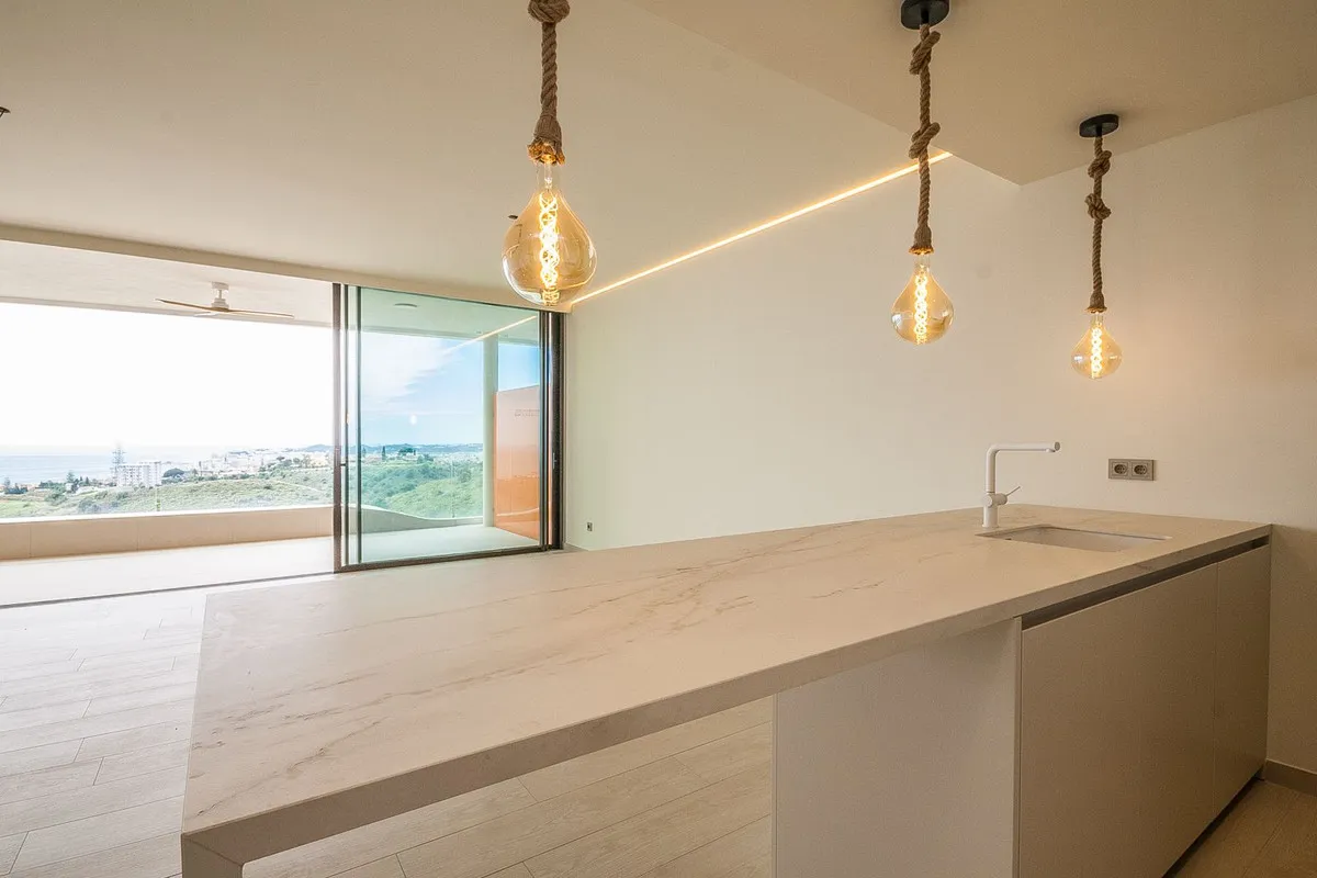 3796b7e1-12a2-4c1c-b61a-bcd891c1750e