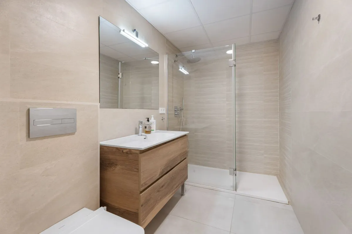 0228ba5e-e2a2-403c-83d0-55723d1de974