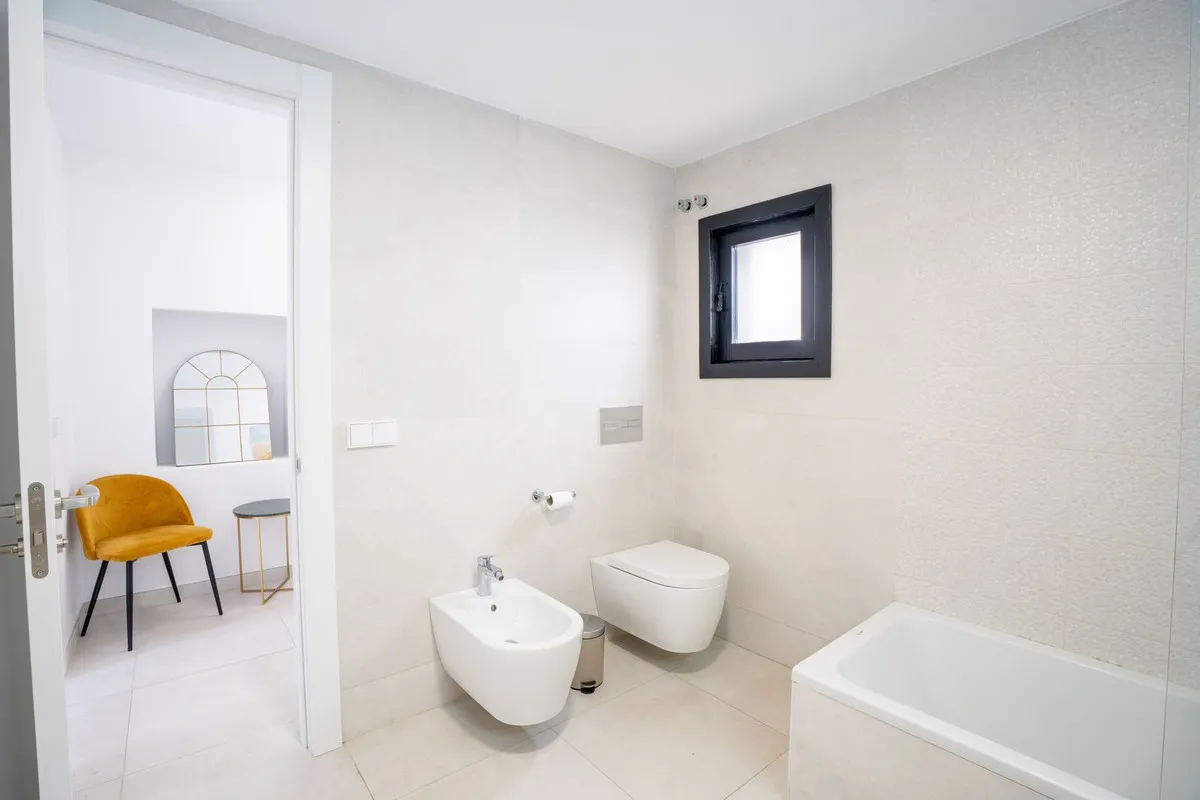 d4fbf357-919a-4c1b-9927-a505f6afd29a