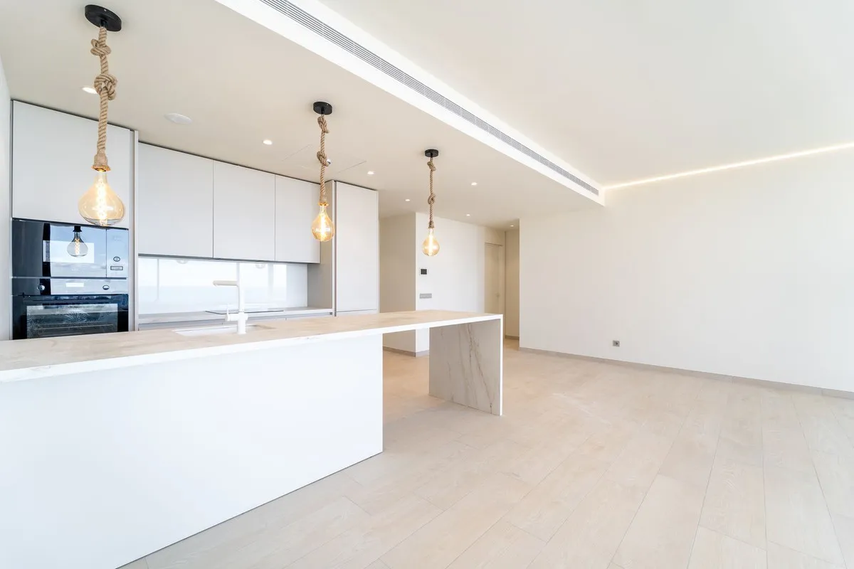 1c2db649-7fbe-48c9-8a6f-7584c71406c4