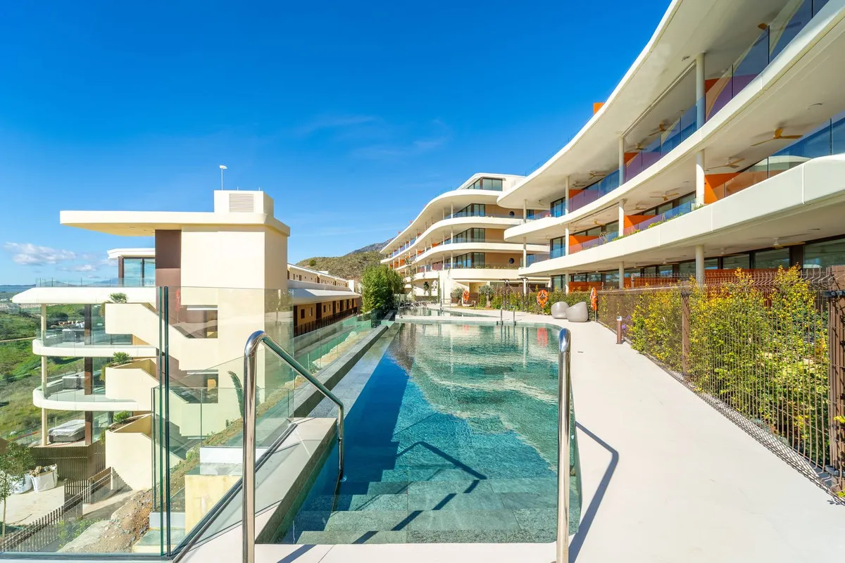 937aba02-b798-4df2-abfd-c9c4c828dc57