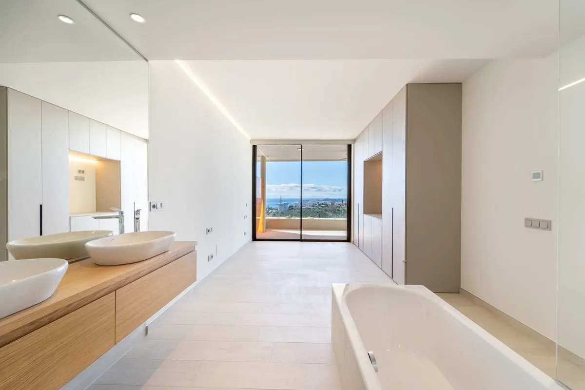 b7d13022-7a4c-4600-8cfb-95cea888b75d